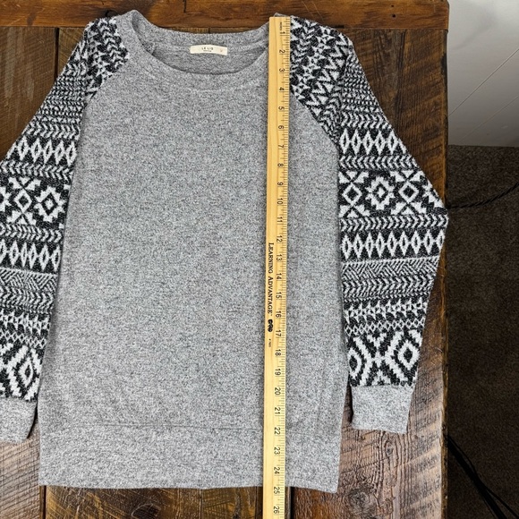 Gray Knit Sweater w/ Black White Pattern Sleeves | Cozy Casual Pullover Top - Picture 4 of 9